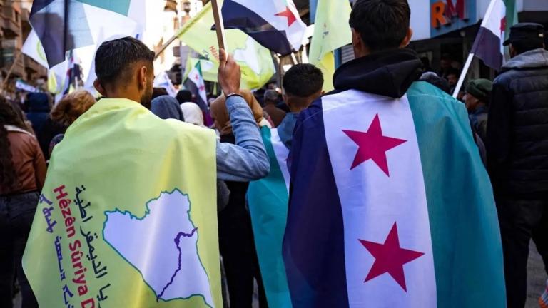 sdf και συρια