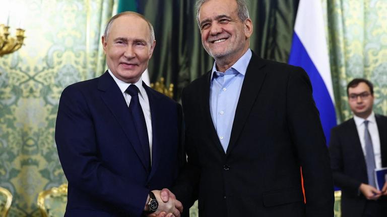 πουτιν και πεζεσκιαν