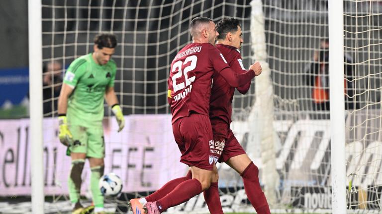 ΑΕΛ-Παναθηναϊκός 2-2: «Βυσσινί» μπλόκο στον κάμπο!