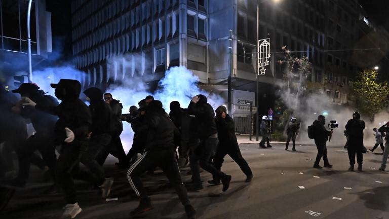 Επέτειος δολοφονίας Γρηγορόπουλου: Ένταση και επεισόδια στο κέντρο της Αθήνας - Δεκάδες προσαγωγές