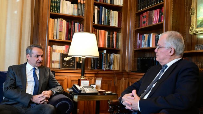  Μητσοτάκης: Πιστεύω ότι οι αγρότες θα απομακρυνθούν σύντομα από τα μπλόκα