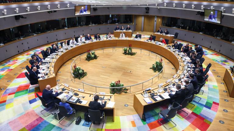 Σύνοδος Κορυφής ΕΕ: Ομόφωνη απόφαση για δάνειο 90 δισ. ευρώ στην Ουκρανία