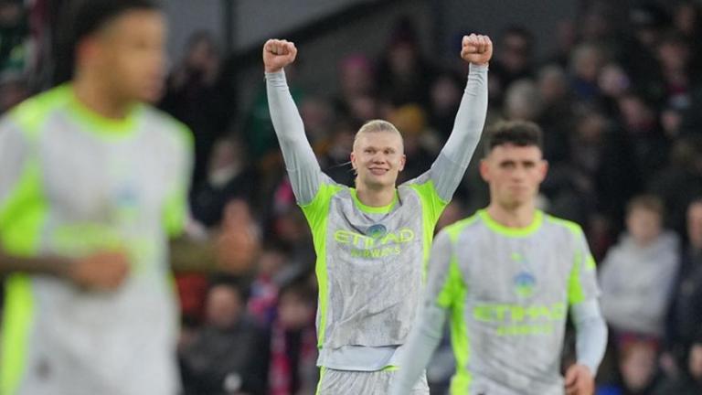 Premier League: Συνεχίζουν να... κυνηγούν την Άρσεναλ Σίτι κα Βίλα