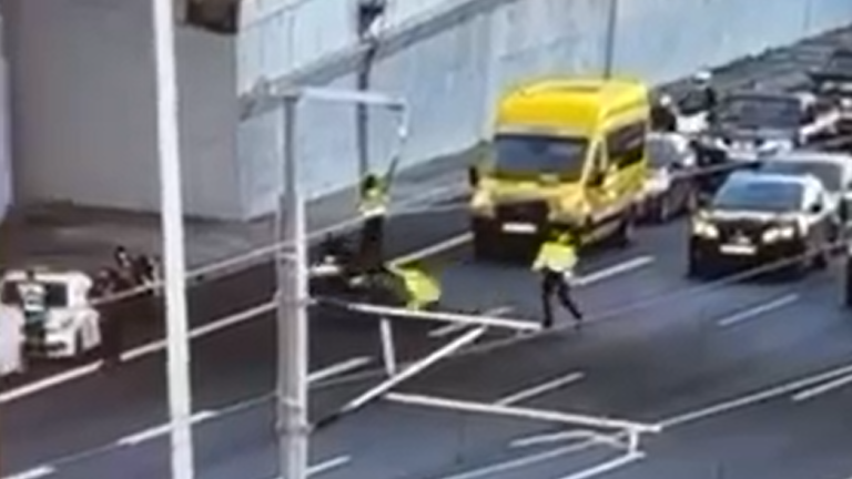 Αττική Οδός: Χωρίς άδεια ο οδηγός της μοτοσυκλέτας που παρέσυρε και τραυμάτισε τον τροχονόμο 