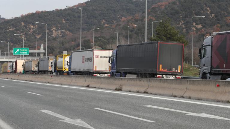 φορτηγα και αγροτες