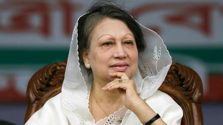 Μπαγκλαντές: Πέθανε η Χαλέντα Ζία, η πρώτη γυναίκα που ανέλαβε πρωθυπουργός της χώρας