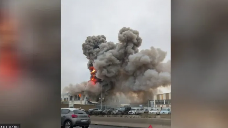 Γαλλία: Τέσσερις τραυματίες από έκρηξη σε εργοστάσιο σιλικόνης στη Λυών