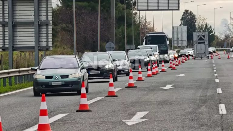 Έξοδος εκδρομέων: Βελτιωμένη η κατάσταση στο εθνικό οδικό δίκτυο – Συνεργασία αγροτών και τροχαίας στα περισσότερα μπλόκα