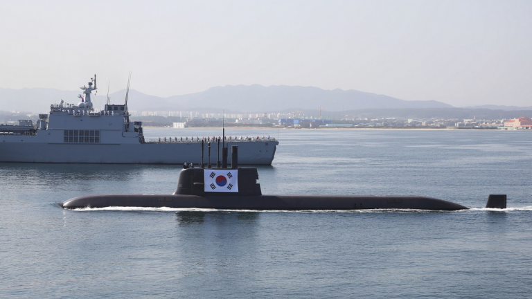 Σχέδια ναυπήγησης πυρηνικών υποβρυχίων στη Νότια Κορέα εγείρουν φόβους για στρατιωτική κλιμάκωση