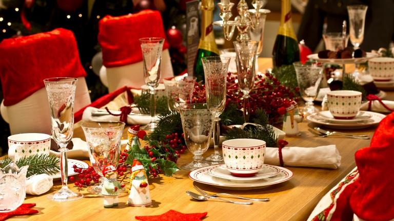 χριστουγεννιατικο τραπεζι