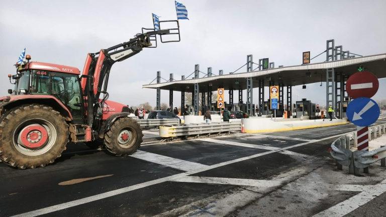 Ιωάννινα: Σχηματίζεται δικογραφία μετά το άνοιγμα των διοδίων από αγρότες