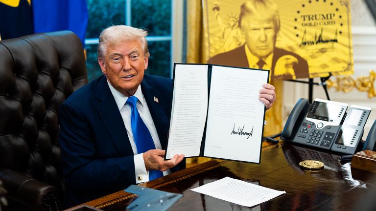 τραμπ και golden visa