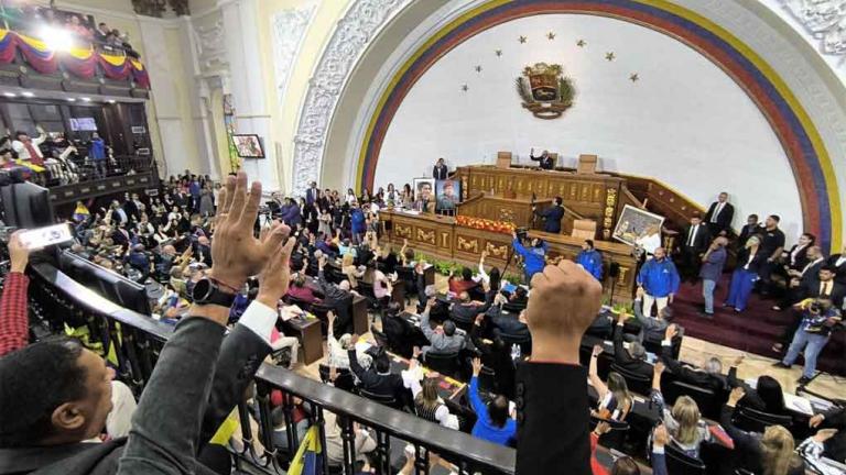 Βενεζουέλα: Η Εθνοσυνέλευση ενέκρινε ομόφωνα νόμο κατά της «πειρατείας»