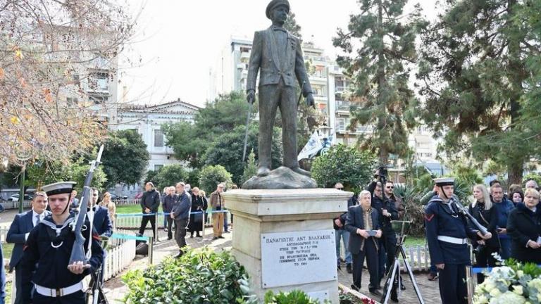 Θ. Δαβάκης: Στην επιμνημόσυνη δέηση για τον εκ των τριών ηρωικώς πεσόντων στα Ίμια στελεχών του Πολεμικού Ναυτικού Αντιναύαρχο Παναγιώτη Βλαχάκο