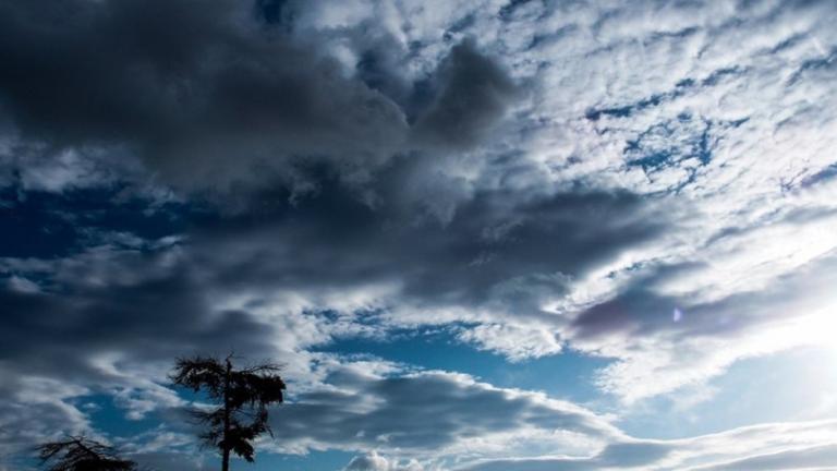 μουντος καιρος