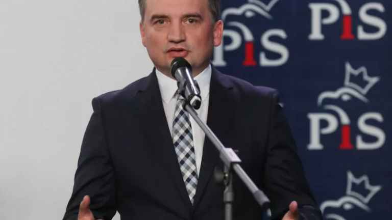 Άσυλο στην Ουγγαρία βρήκε Πολωνός ακροδεξιός πρώην υπουργός, ύποπτος για σύσταση εγκληματικής οργάνωσης