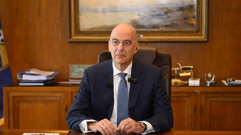 νικος δενδιας