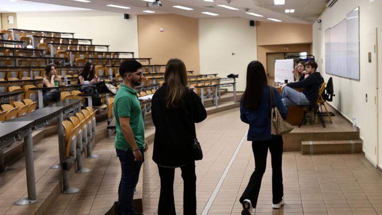 διαγραφες φοιτητων