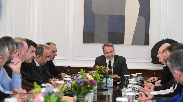 μητσοτακης και αγροτες