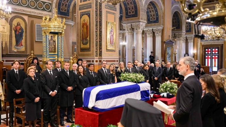Τελέστηκε η κηδεία της πριγκίπισσας Ειρήνης στην Αθήνα - Παρέστη ο βασιλιάς Φελίπε της Ισπανίας