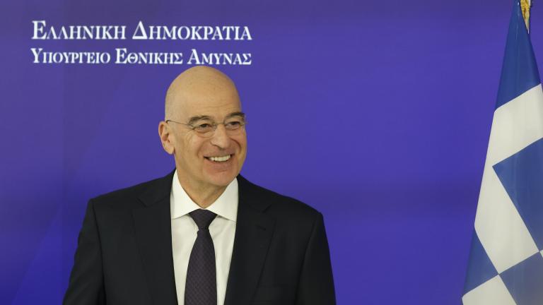 νικος δενδιας