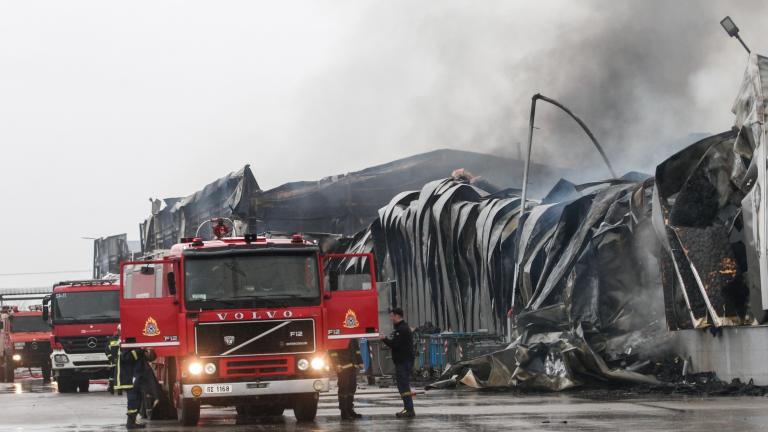 Τραγωδία στα Τρίκαλα: Τέσσερις εργαζόμενες νεκρές και δύο αγνοούμενες από την πυρκαγιά σε εργοστάσιο τροφίμων
