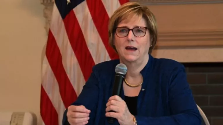 Βενεζουέλα: Έφτασε η νέα επικεφαλής της διπλωματικής αντιπροσωπείας των ΗΠΑ, Λόρα Ντόγκου