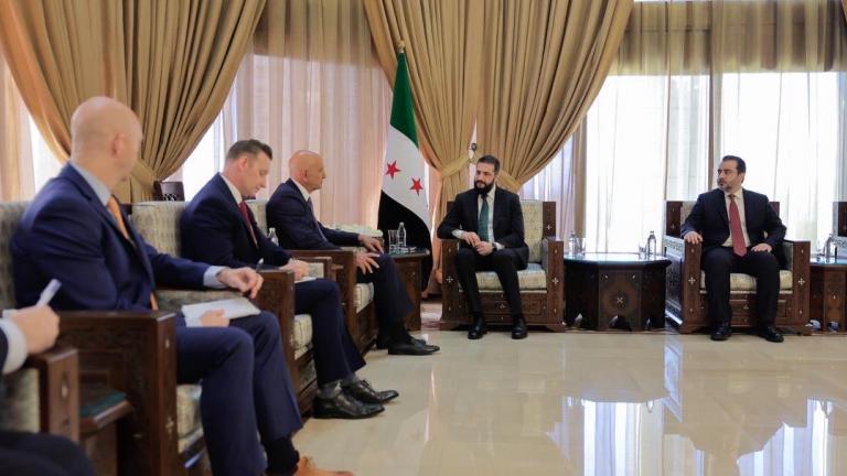 τομ μπαρακ και τζολανι