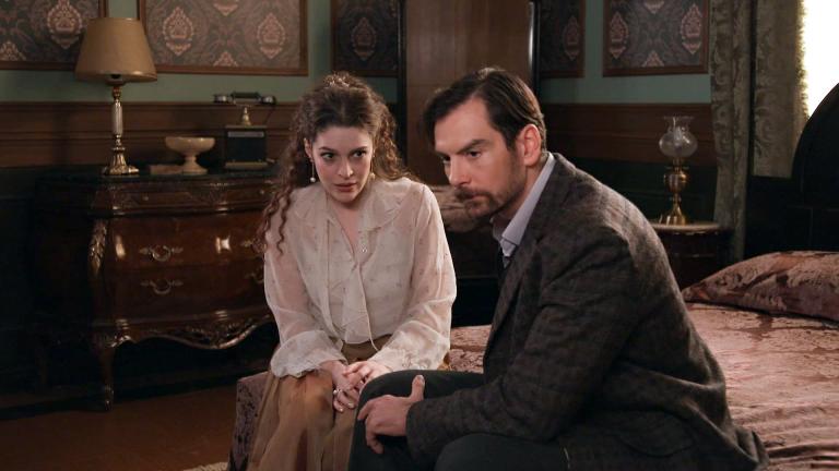 «Grand Hotel»: Η εξομολόγηση της Αλίκης στον Πέτρο - Θα του τα πει όλα; 