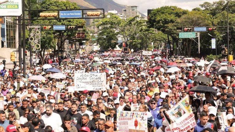 διαδηλωση υπερ μαδουρο