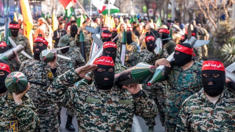 φρουροι της επαναστασης