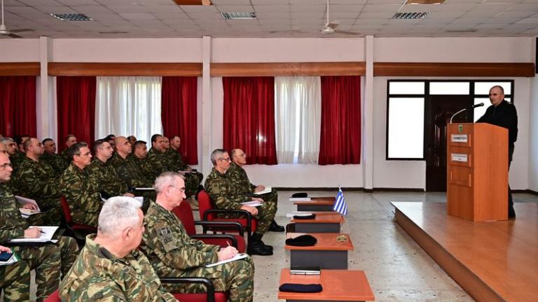 Α/ΓΕΣ Αντιστράτηγος Γ.Κωστίδης: Στη σύσκεψη των Διοικητών των ΚΕΝ και ΣΥΠΟ για την υποδοχή των στρατευσίμων της 2026 Α’ ΕΣΣΟ