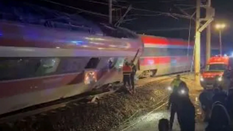 Ισπανία: Πληροφορίες για δύο νεκρούς από εκτροχιασμό τρένων υψηλής ταχύτητας