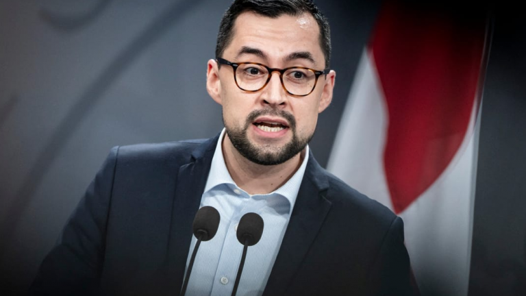 Γροιλανδία: «Απαράδεκτη» κάθε παραχώρηση εδάφους – Σαφές μήνυμα από την κυβέρνηση