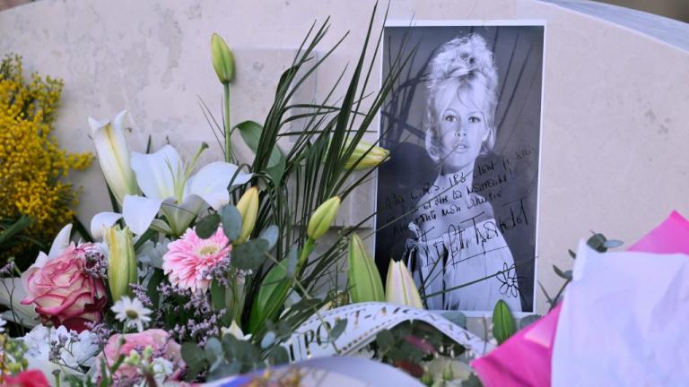 Μπριζίτ Μπαρντό: Με θέα τη Μεσόγειο το «τελευταίο αντίο» στο Σεν Τροπέ