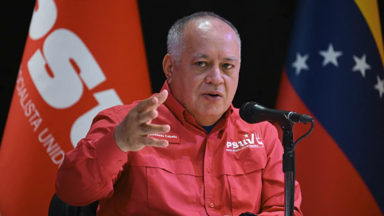 Reuters: Μυστικές επαφές ΗΠΑ με κορυφαίο κυβερνητικό στέλεχος πριν και μετά τη σύλληψη Μαδούρο