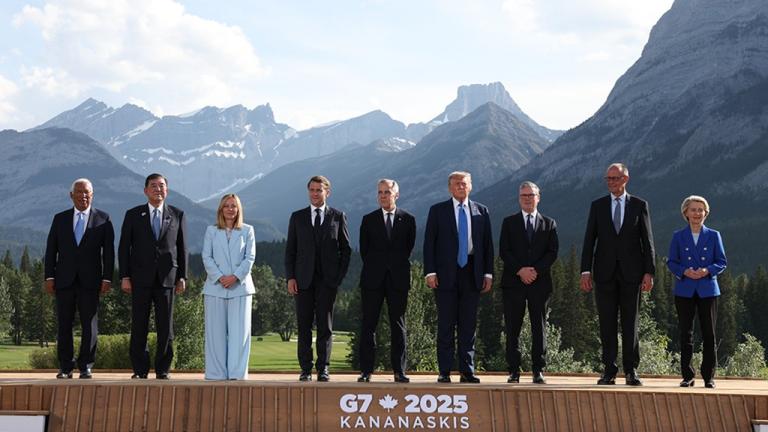 g7