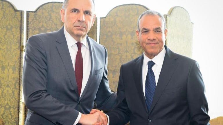 Στο Κάιρο ο Γεραπετρίτης: Πρόσκληση Τραμπ στην Ελλάδα για το Συμβούλιο Ειρήνης στη Γάζα