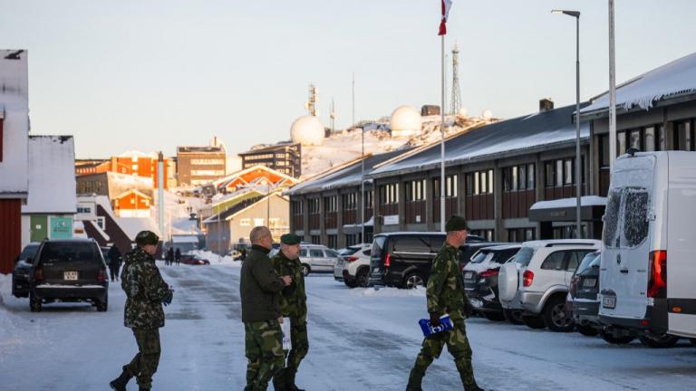 στρατος στην γροιλανδια