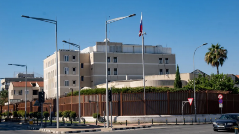 ρωσικη πρεσβεια στη κυπρο