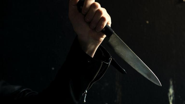 ΕΠΙΘΕΣΗ ΜΕ ΜΑΧΑΙΡΙ