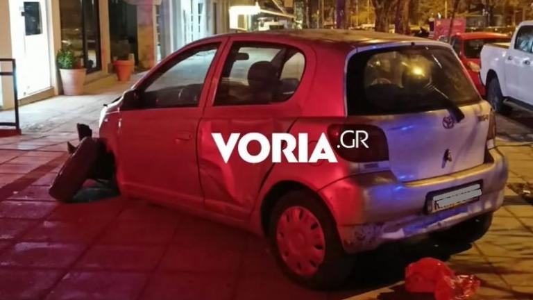 Θεσσαλονίκη: Μεθυσμένη οδηγός έπεσε πάνω σε... 15 οχήματα, ένα περίπτερο και ένα κατάστημα