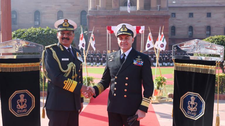 Α/ΓΕΝ ΚΑΤΑΤΑΡΑΣ ΣΤΗΝ ΙΝΔΙΑ