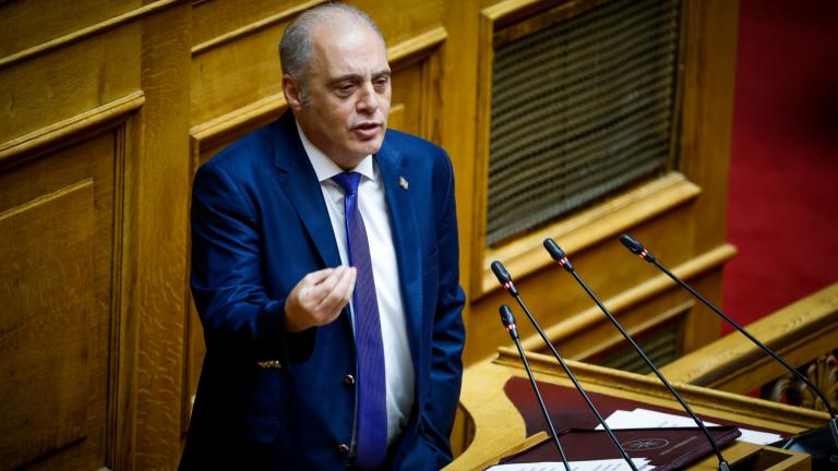 Βελόπουλος για παράτυπους μετανάστες: «Αλτ, Τις ει; και μετά μπουμπουνάς!»