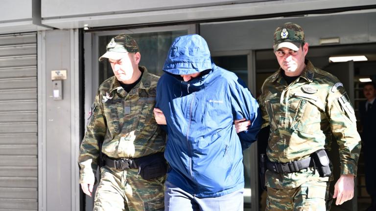 Υπόθεση κατασκοπείας: Δίωξη για κακούργημα στον σμήναρχο - Τέθηκε σε διαθεσιμότητα με απόφαση ΓΕΕΘΑ