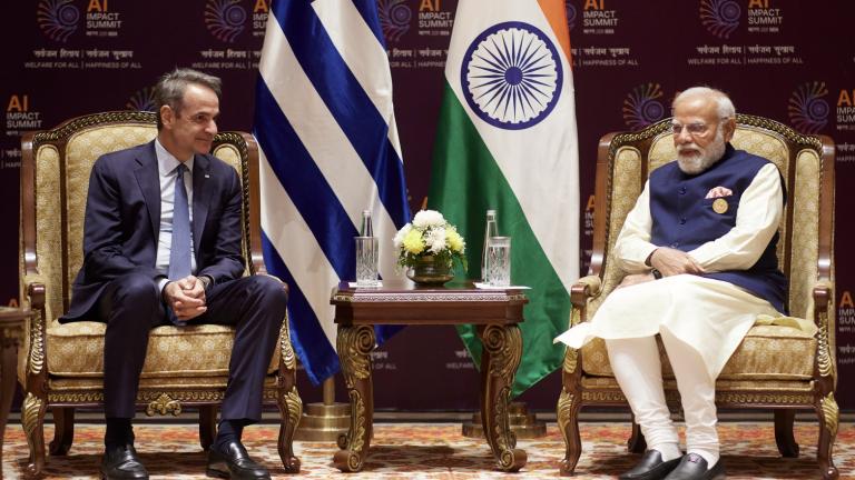 Πως αποτιμά η Αθήνα το ταξίδι Μητσοτάκη στο Νέο Δελχί: Νέα ώθηση στη στρατηγική σχέση Ελλάδας–Ινδίας