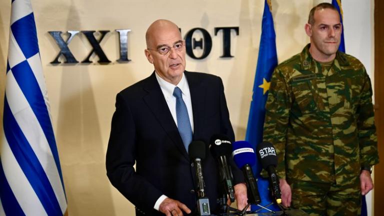 Ν. Δένδιας: «Αρχηγική» εμφάνιση στην Κομοτηνή, όπου επισκέφθηκε και την έδρα της XXI Τεθωρακισμένης Ταξιαρχίας