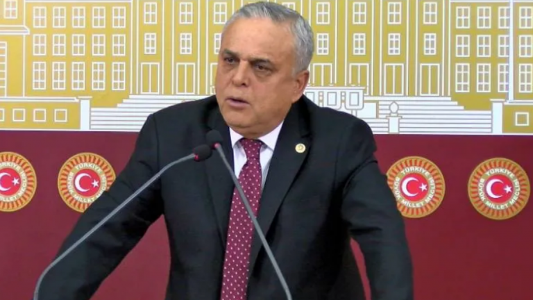 Παραλήρημα Τούρκου βουλευτή: «Εδώ έχουμε την ελληνική απειλή και ζητάτε αυξήσεις στις συντάξεις;» 