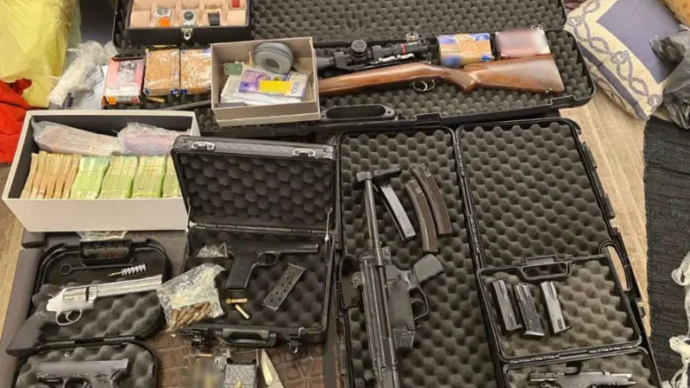 Εξαρθρώθηκε μεγάλο κύκλωμα λαθρεμπορίας τσιγάρων — Πλαστά έγγραφα, κωδικές ονομασίες και μετρητά