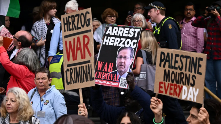 Σε κλίμα έντασης η επίσκεψη Χέρτζογκ στην Αυστραλία: «Τρομακτικό αντισημιτισμό» καταγγέλλει ο Ισραηλινός πρόεδρος